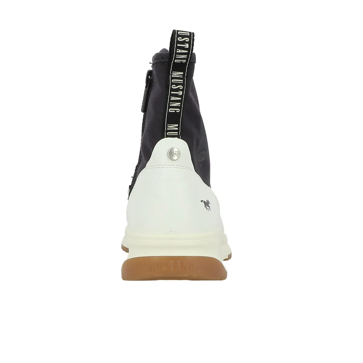 Baskets mode Mustang 1458501 noir