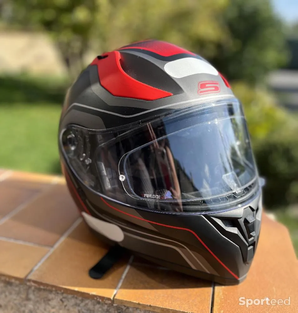 Casque moto intégral S-Line d'occasion Ajouté le : 09/10/2023