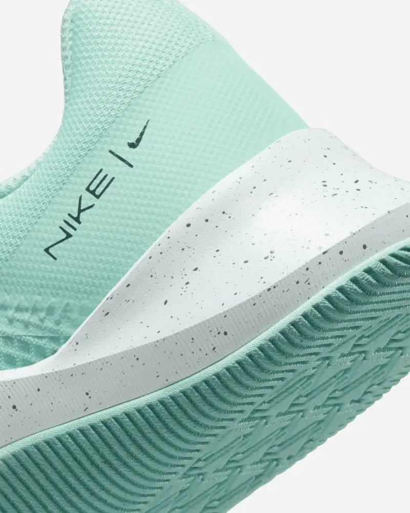 Chaussures de training Nike Mc Trainer 2 Vert & Blanc pour femme