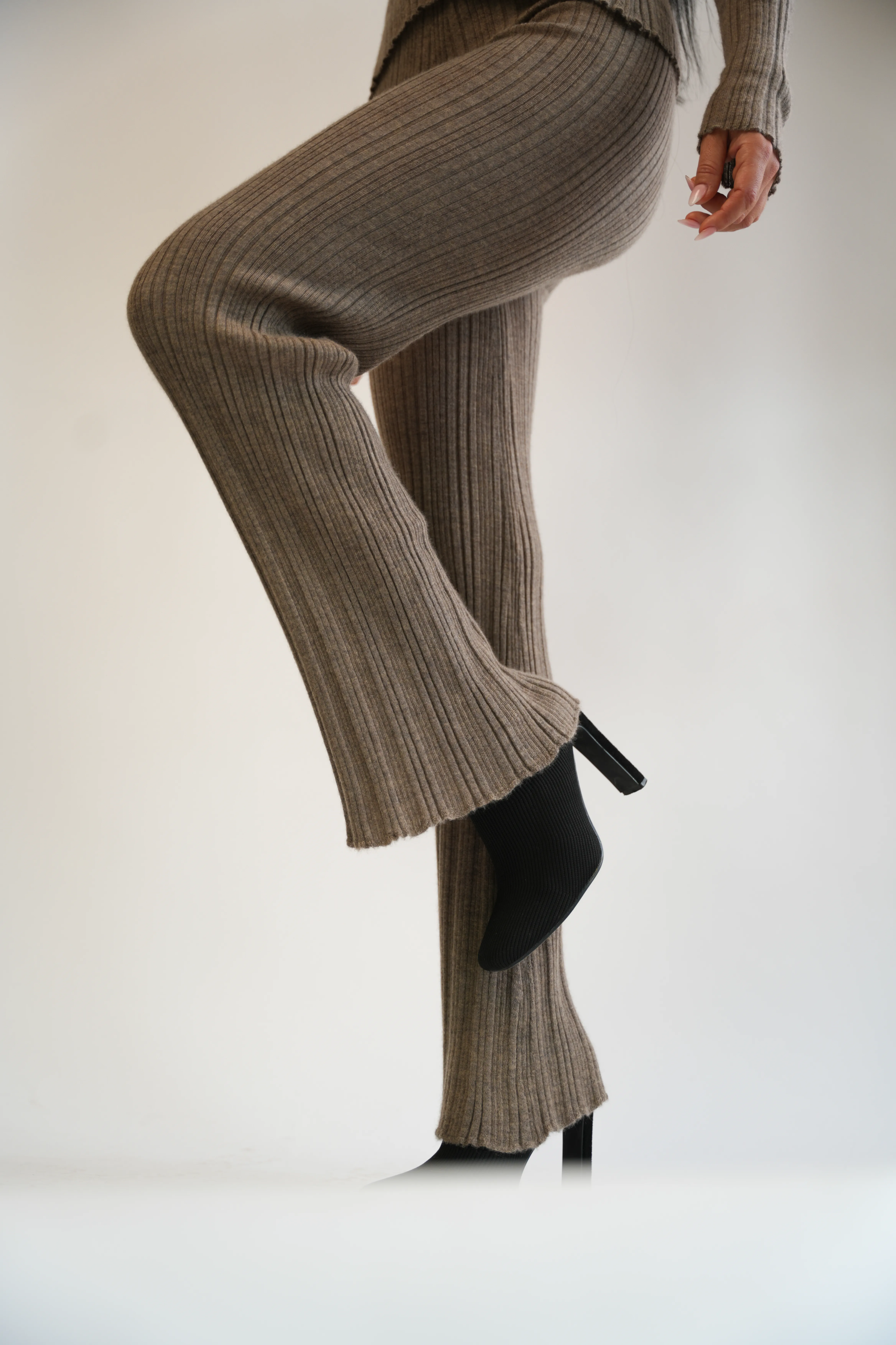 Pantalon Cherilyn Beige cendré