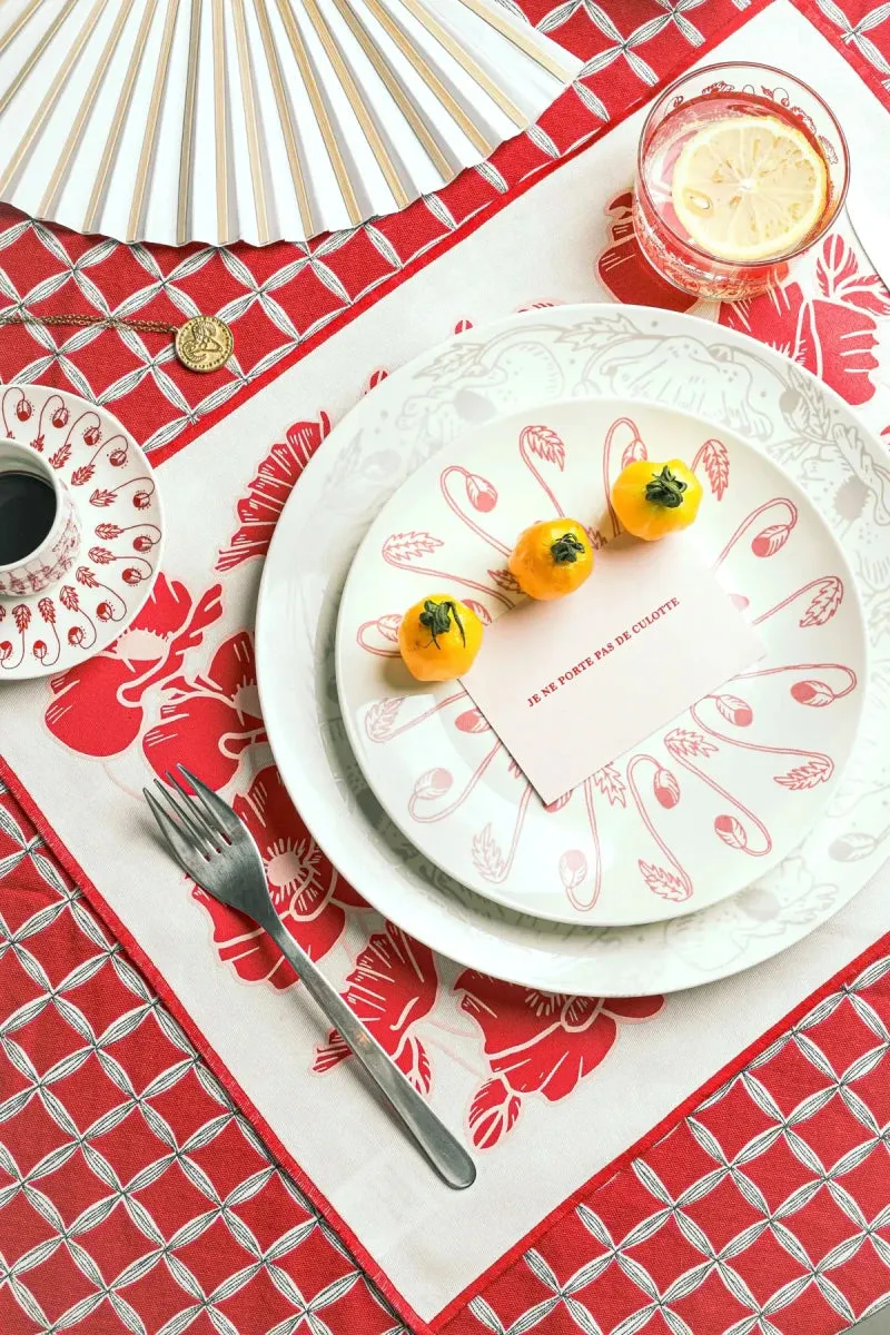 Petite assiette plate en porcelaine rose - Poppy