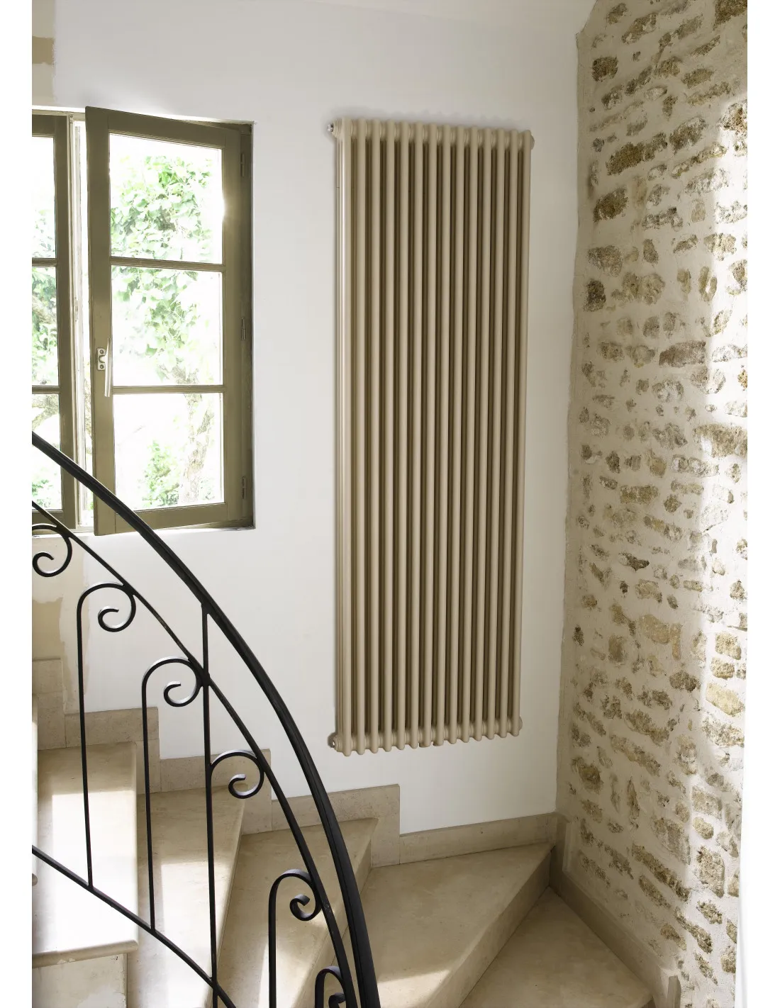 Radiateur eau chaude Vuelta vertical Blanc RAL 9016 995W 1807 mm / L 406 mm Acova M2C2-08-180