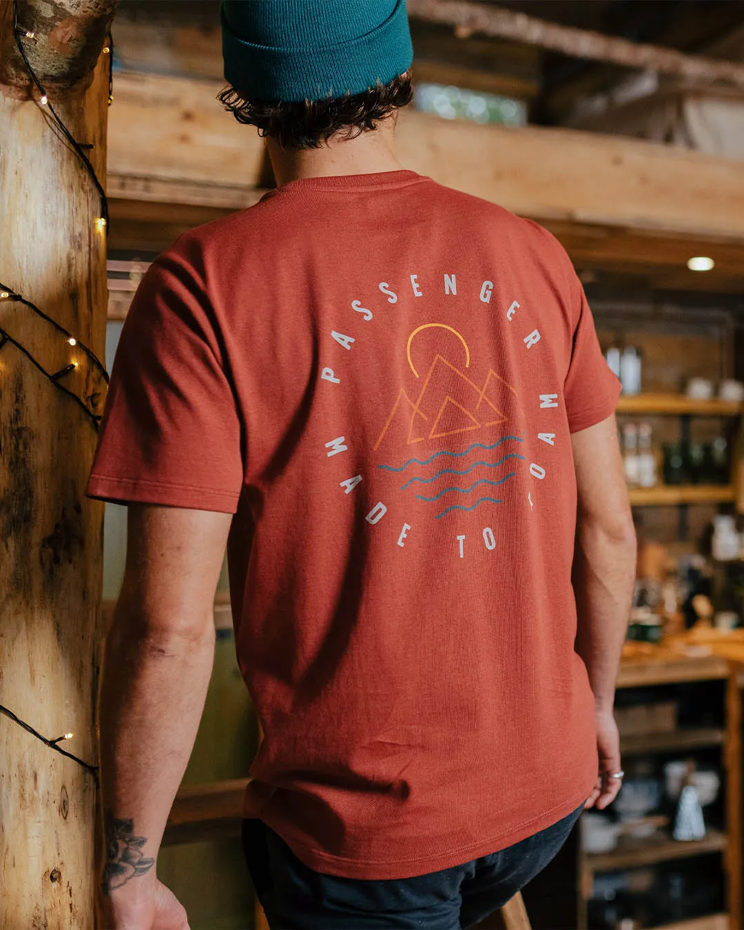 T-shirt en coton recyclé Escapism - Rouge Brlé